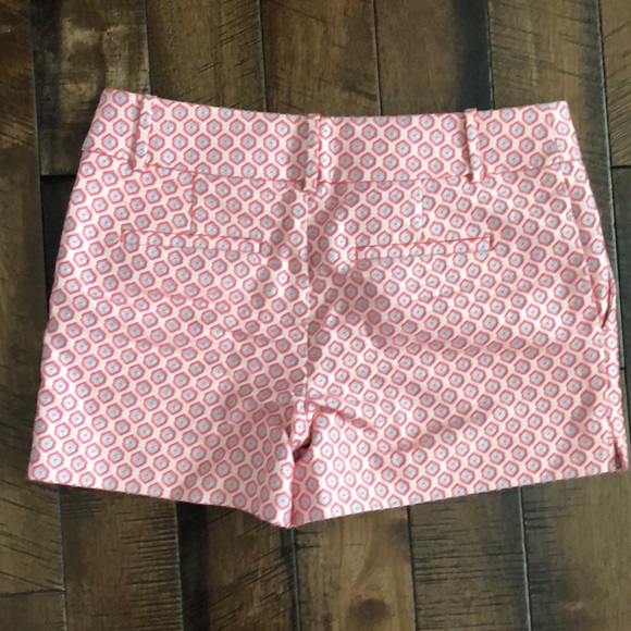 Loft patterned shorts, size 6 - Picture 3 of 6